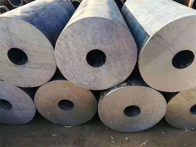 貴陽(yáng)厚壁無(wú)縫鋼管定制